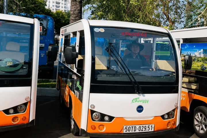 TP HCM đề xuất thí điểm buýt nhỏ kết nối Metro