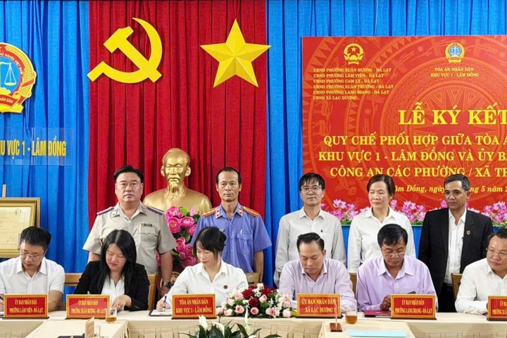 TAND khu vực 1 - Lâm Đồng ký quy chế phối hợp với chính quyền cơ sở