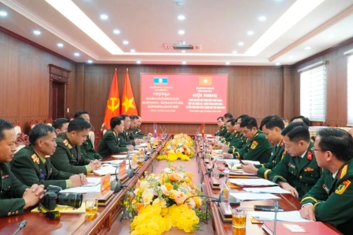Thanh Hóa - Hủa Phăn nâng tầm hợp tác quân sự