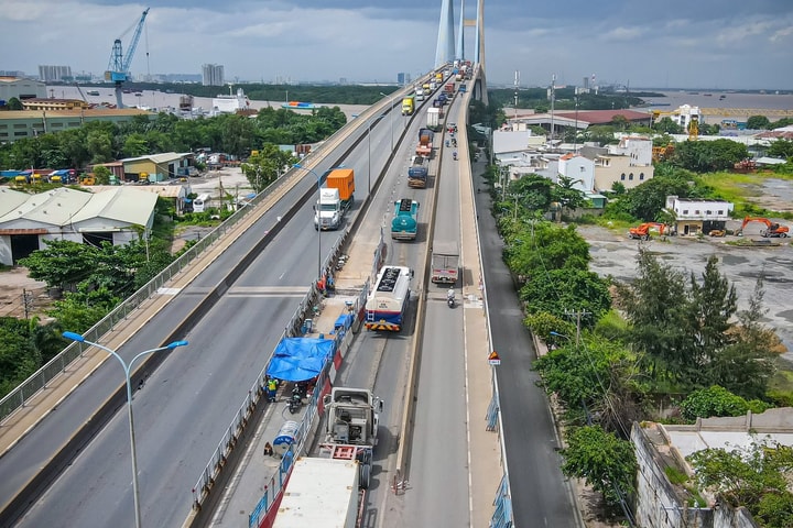 TP.HCM phân luồng giao thông phục vụ thi công sửa chữa cầu Phú Mỹ