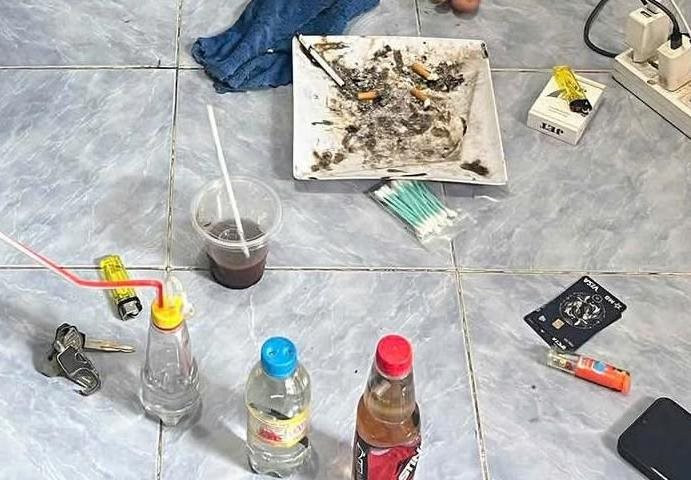 "Đột kích" phòng trọ, phát hiện 4 đối tượng chơi ma túy