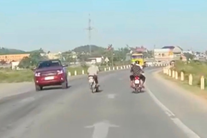 Cơ quan chức năng vào cuộc vụ nam thanh niên đánh võng trên quốc lộ