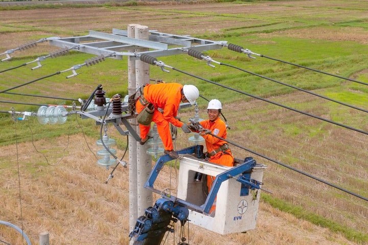 Bộ Công Thương dự kiến sửa quy định giá bán điện theo giờ