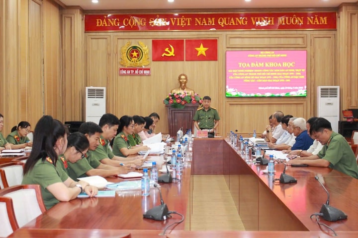 Công an TP.HCM tổng kết bài học bảo đảm an ninh, trật tự giai đoạn sau giải phóng