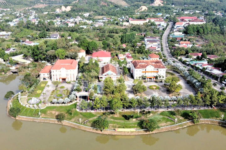 Tạo nguồn lực phát triển từ quỹ nhà, đất dôi dư