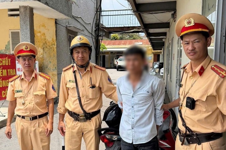 Kiểm tra nồng độ cồn, phát hiện chất nghi là ma túy