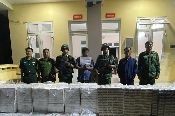 Vận chuyển hơn 15.000 bao thuốc lá lậu ở biên giới
