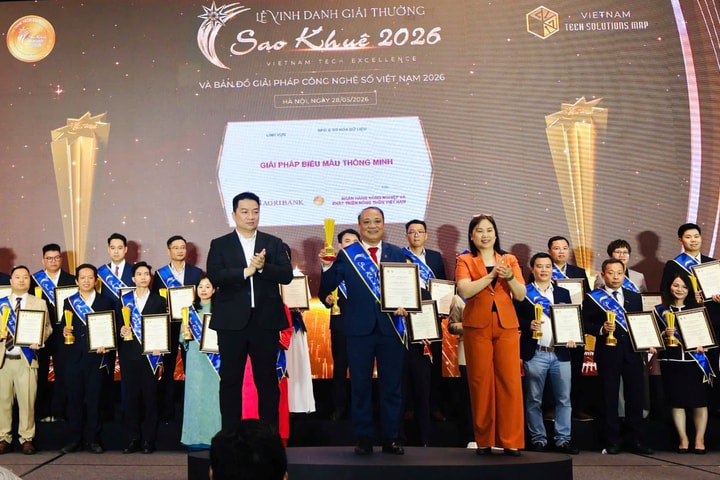 Agribank được vinh danh 2 giải thưởng Sao Khuê