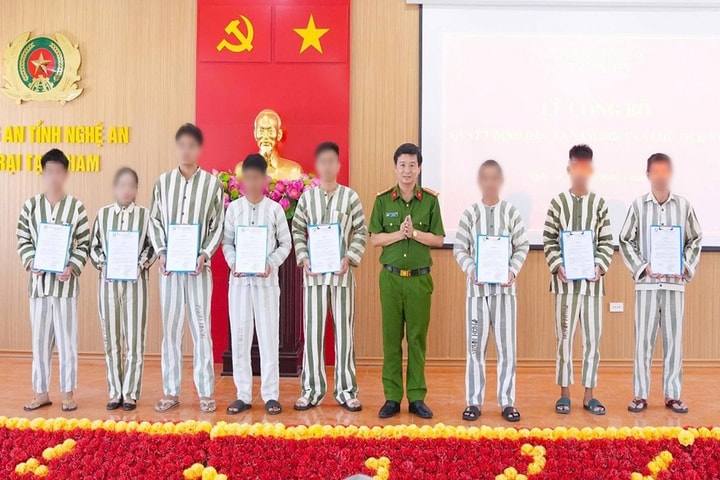 Nghệ An: Đặc xá cho 38 phạm nhân
