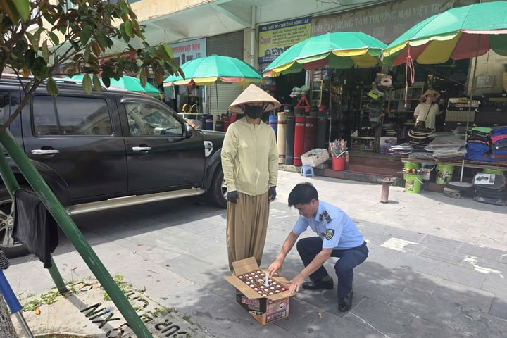 Lợi dụng thông tin về xăng E10 để bán phụ gia nhập lậu