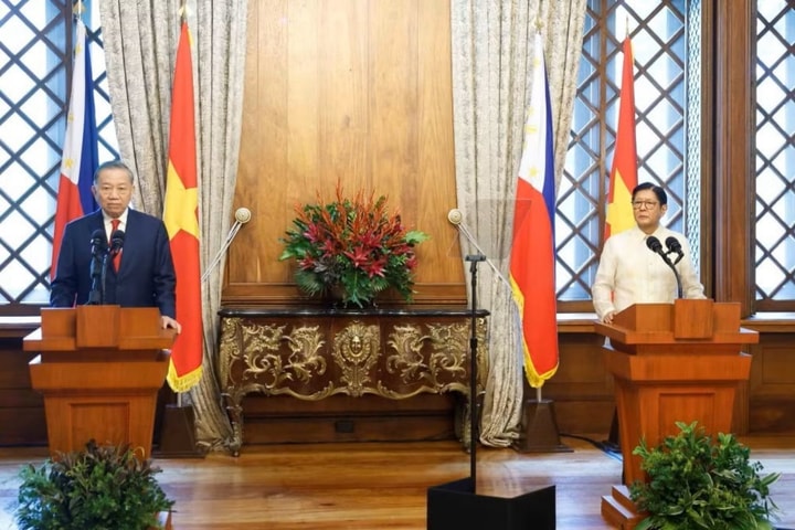 Việt Nam và Philippines nâng cấp quan hệ lên Đối tác Chiến lược tăng cường