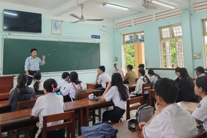 Kiến nghị chi hơn 14 tỷ đồng trả nợ tiền dạy thêm giờ cho giáo viên