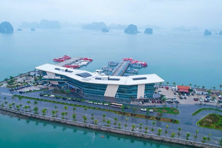 Thực hư thông tin tàu khách chở quá tải ra Quan Lạn?