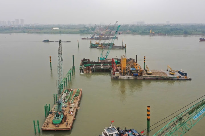 Hà Nội tăng tốc triển khai 9 dự án cầu vượt sông Hồng, sông Đuống