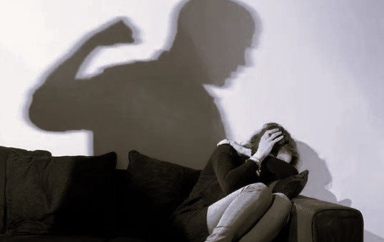 Radio pháp đình: Khi tổ ấm biến thành nơi gây án