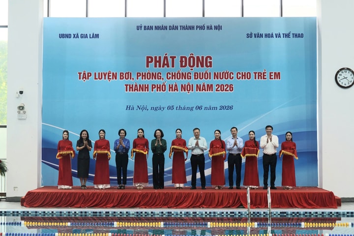 Hà Nội phát động tập luyện bơi, phòng, chống đuối nước cho trẻ em năm 2026