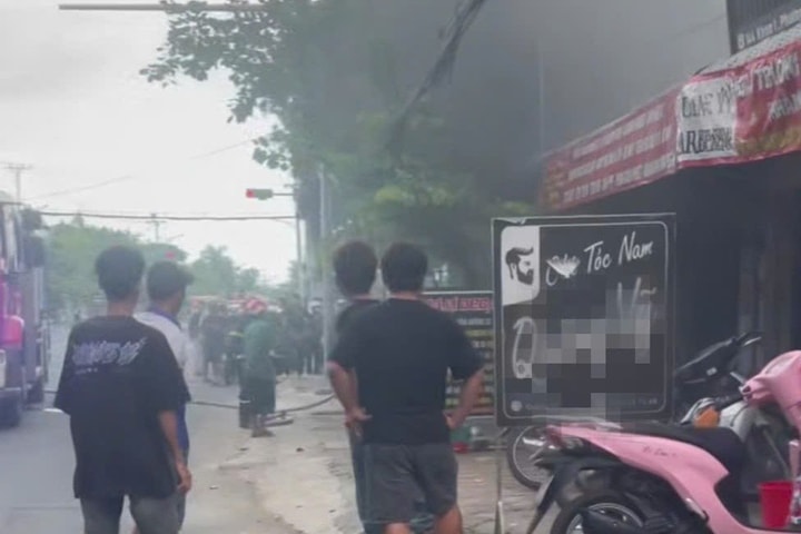 Nam thanh niên bị bỏng nặng nghi do đốt tiệm giặt sấy