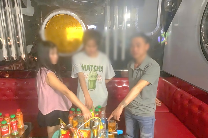 Bắt giữ nhóm nam nữ sử dụng chất cấm trong quán karaoke