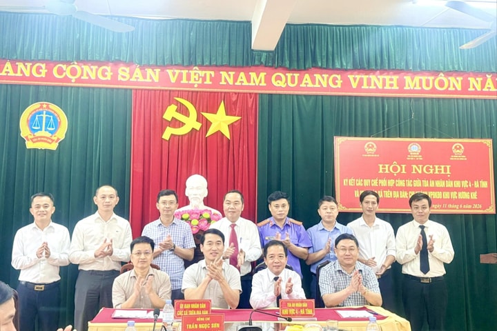 TAND Khu vực 4 - Hà Tĩnh ký kết Quy chế phối hợp