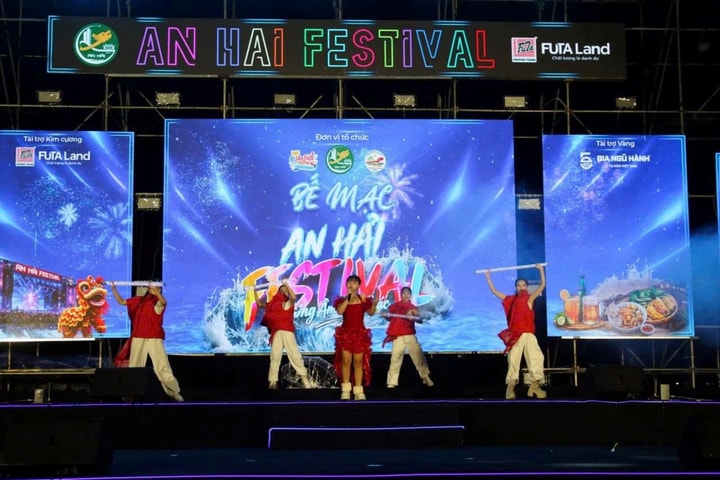 Đêm nhạc hội "Sóng Cộng Hưởng" khép lại Lễ hội biển “An Hải Festival 2026”