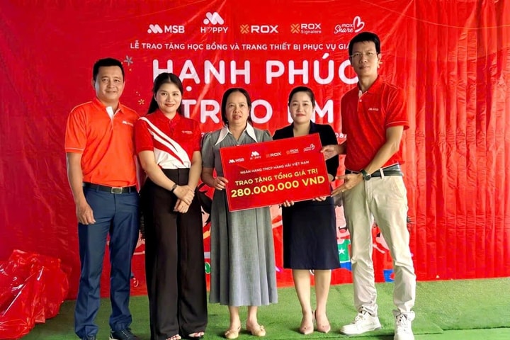 Mang yêu thương đến những điểm trường còn nhiều khó khăn