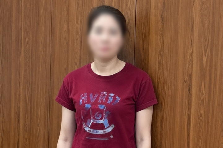 Tạm giữ người phụ nữ lừa "chạy" sổ đỏ đất nông nghiệp