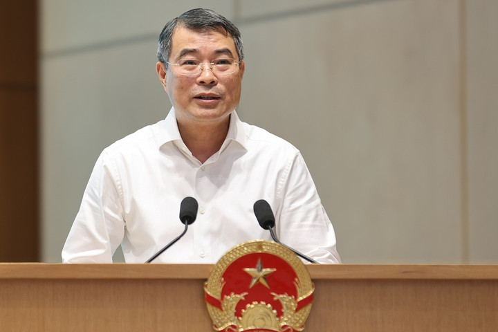 Thủ tướng: Khẩn trương trình cơ chế đột phá giao ngân sách, giao thẩm quyền trong phát triển KHCN, đổi mới sáng tạo