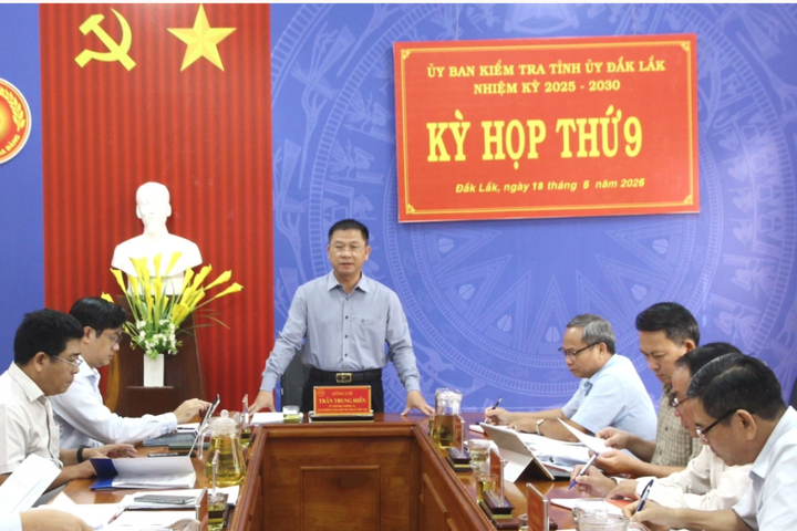 Khai trừ khỏi Đảng 3 cán bộ vi phạm nghiêm trọng