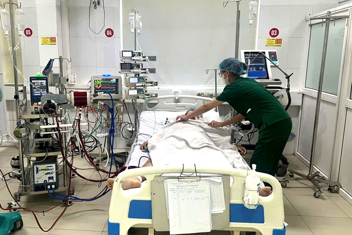 Cứu sống nữ bệnh nhân nguy kịch vì viêm cơ tim tối cấp