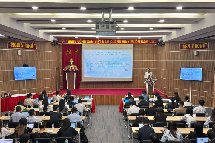 Từ 1/7, chia sẻ bài báo trên Facebook thế nào để không bị phạt 30 triệu đồng?