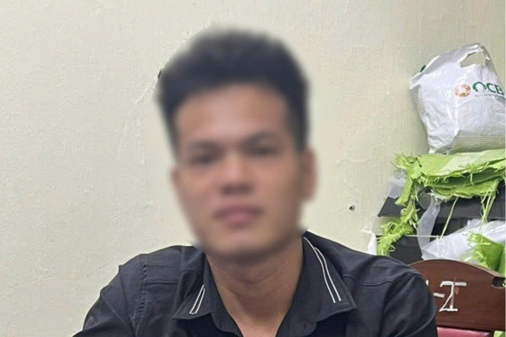Bắt giữ đối tượng bị truy nã đang di chuyển trên đường