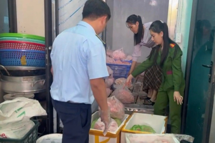 Xử phạt 14 cơ sở vi phạm an toàn thực phẩm nông, lâm, thủy sản