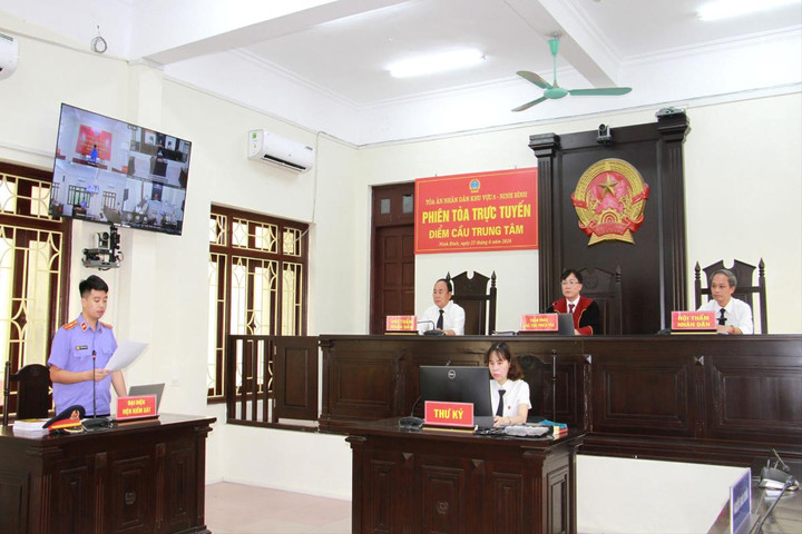 TAND khu vực 5 - Ninh Bình tổ chức phiên tòa rút kinh nghiệm trực tuyến hai cấp