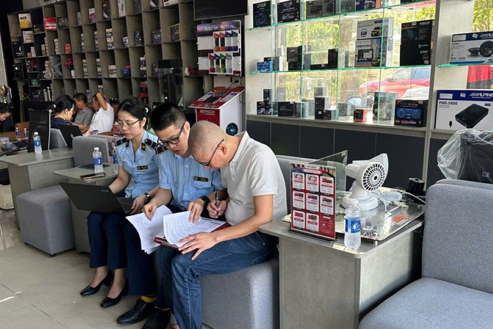 Thanh Hóa: Siết chặt quản lý thị trường hàng điện tử trực tuyến trên "chợ mạng"