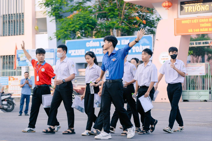 Bài 2: Vang vọng một thời tuổi trẻ Sài Gòn - Gia Định anh hùng