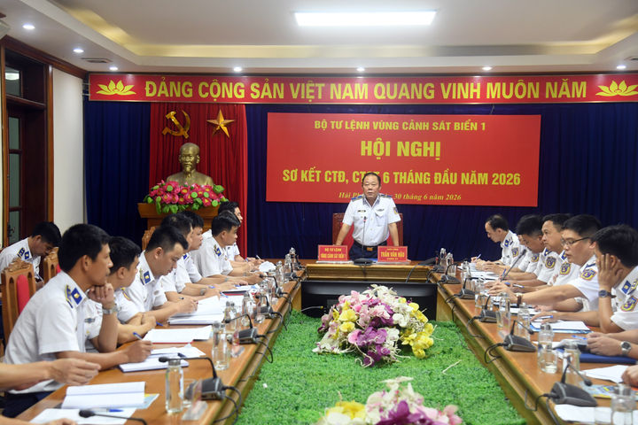 Xây dựng Bộ Tư lệnh Vùng Cảnh sát biển 1 vững mạnh toàn diện