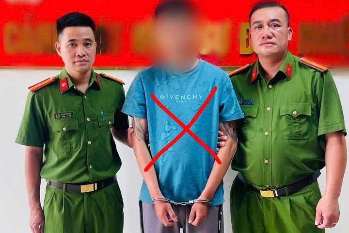 Bắt đối tượng truy nã nguy hiểm lẩn trốn ở nước ngoài