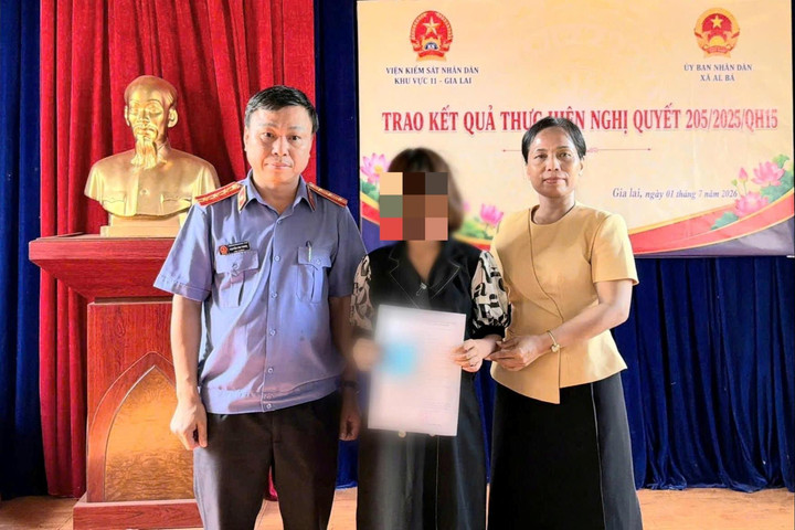 Mẹ mất, cha đi tù, cháu bé khuyết tật bị xâm hại dẫn đến có thai