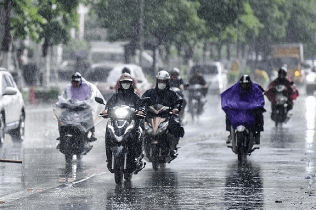 Thời tiết ngày 25/7: Miền Bắc mưa lớn do bão số 2