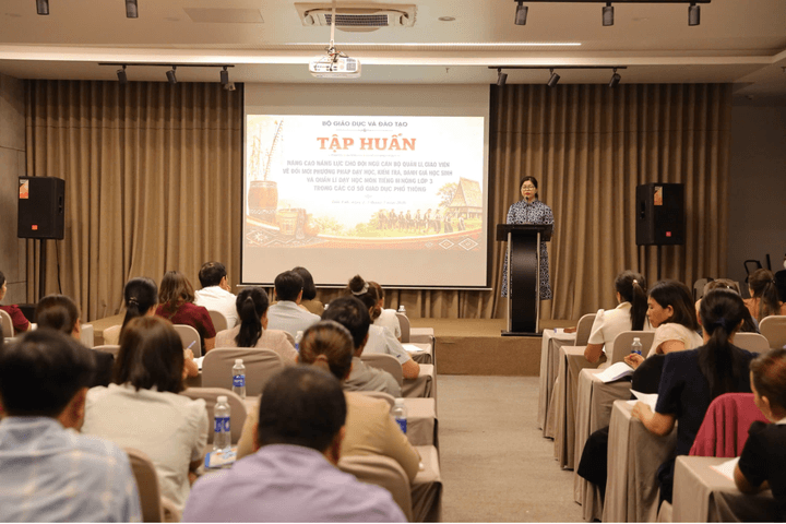 Đổi mới dạy học Tiếng Mnông, Tiếng Êđê ở bậc phổ thông