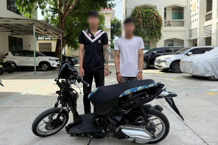 Khởi tố 2 đối tượng thực hiện gần 10 vụ trộm tài sản trong ô tô