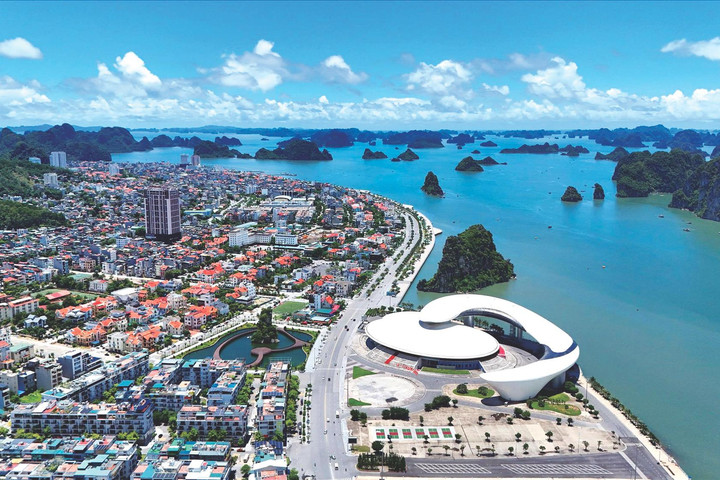 Công bố kết quả quan trắc mới nhất về nước biển Vịnh Hạ Long