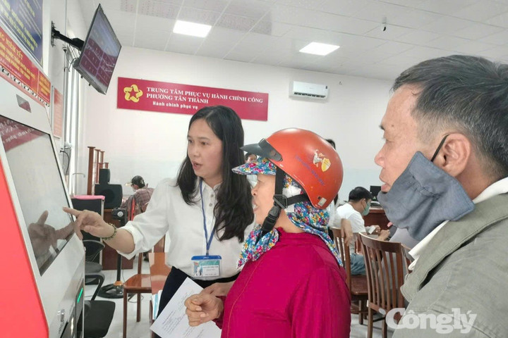 Thành lập Tổ giải quyết thủ tục hành chính lưu động hỗ trợ người yếu thế