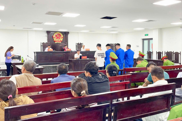 Tuyên án đường dây sản xuất, buôn bán, vận chuyển hơn 1,5 tấn pháo nổ