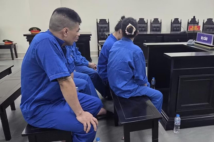 Cặp đôi cùng lĩnh 20 năm tù vì buôn ma túy