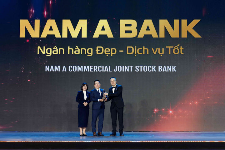Nam A Bank lần thứ 6 liên tiếp nhận giải “nơi làm việc tốt nhất Châu Á”