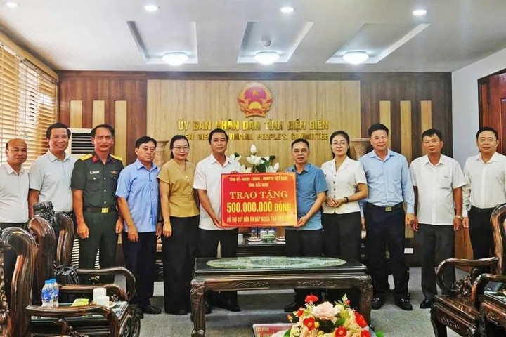Điện Biên tiếp nhận 500 triệu đồng ủng hộ Quỹ Đền ơn đáp nghĩa từ Bắc Ninh