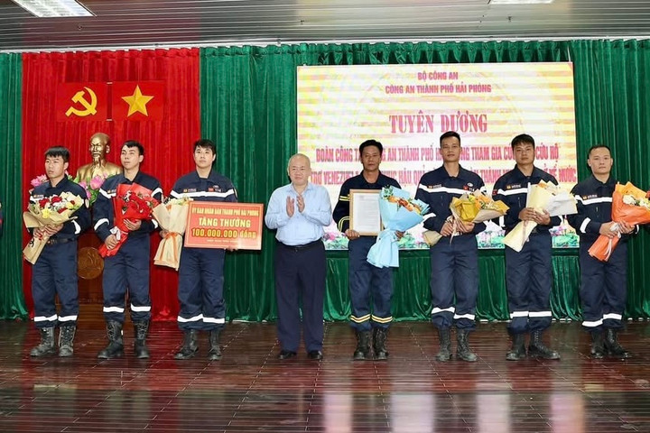 Hải Phòng tuyên dương lực lượng hỗ trợ khắc phục hậu quả động đất tại Venezuela
