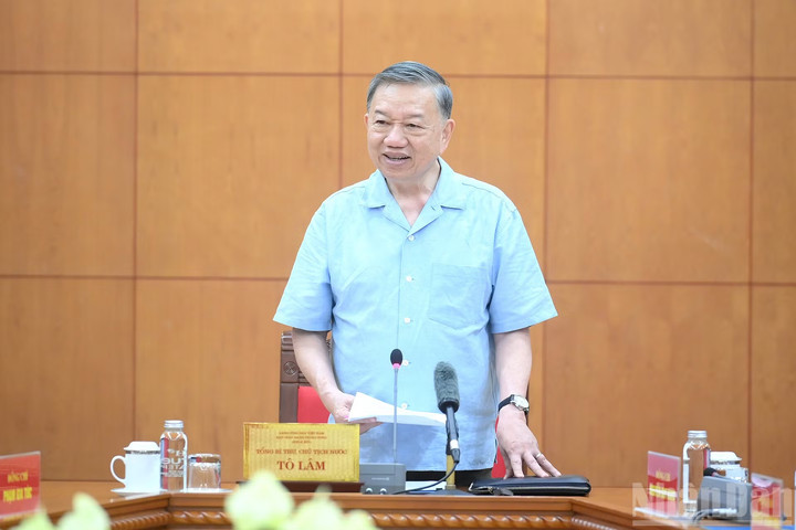 Tổng Bí thư, Chủ tịch nước Tô Lâm chủ trì làm việc về phát triển công nghiệp đóng tàu