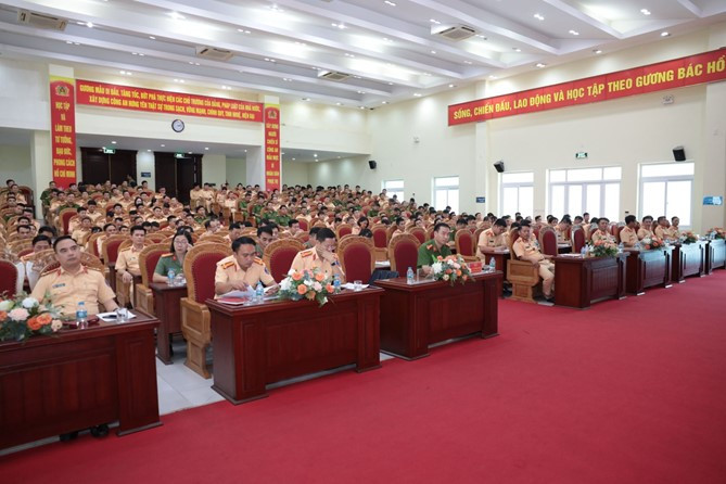 Hưng Yên triển khai đồng bộ nhiều giải pháp bảo đảm trật tự, an toàn giao thông